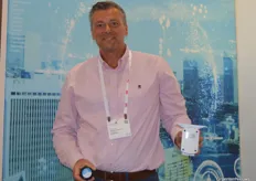 Bas Visser of Wireless Value, which is celebrating its 20th anniversary, introduced a solar-powered ventilation unit at the fair as an add-on to the company's temperature and humidity sensor. Because of the anniversary, Bas handed out special anniversary candies.
